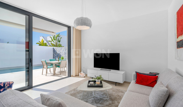 Odsprzedaż - Villa - Mar de Cristal - Costa Calida