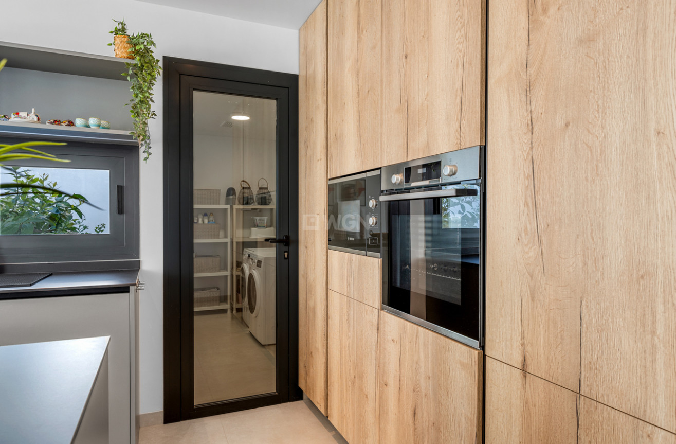 Odsprzedaż - Villa - Mar de Cristal - Costa Calida