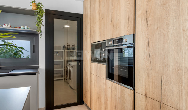 Odsprzedaż - Villa - Mar de Cristal - Costa Calida