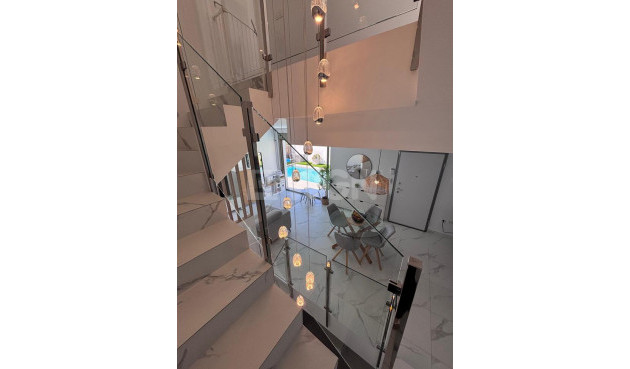 Wiederverkauf - Villa - Villamartin - Costa Blanca