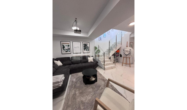 Wiederverkauf - Villa - Villamartin - Costa Blanca