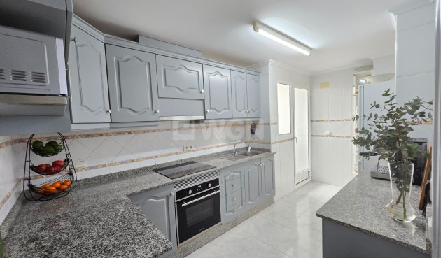 Resale - Apartment / flat - Los Montesinos - Costa Blanca