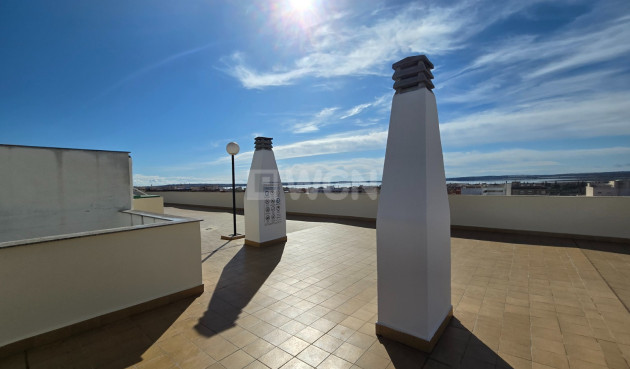 Resale - Apartment / flat - Los Montesinos - Costa Blanca