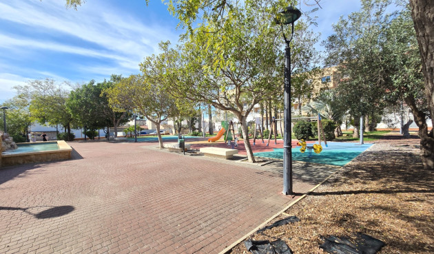 Resale - Apartment / flat - Los Montesinos - Costa Blanca