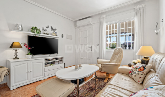 Resale - Villa - La Marina - Costa Blanca