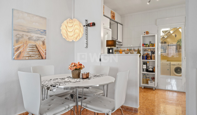 Resale - Villa - La Marina - Costa Blanca