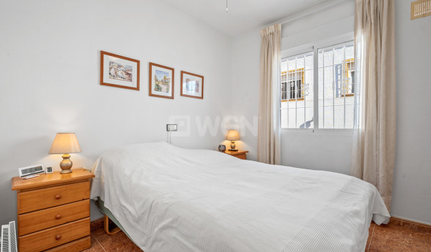 Resale - Villa - La Marina - Costa Blanca