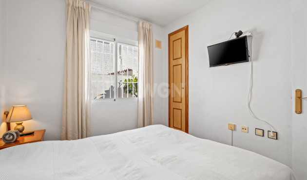 Resale - Villa - La Marina - Costa Blanca