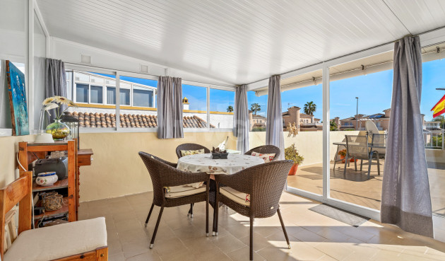 Resale - Villa - La Marina - Costa Blanca