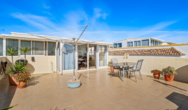 Resale - Villa - La Marina - Costa Blanca