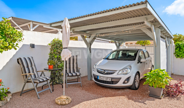 Resale - Villa - La Marina - Costa Blanca