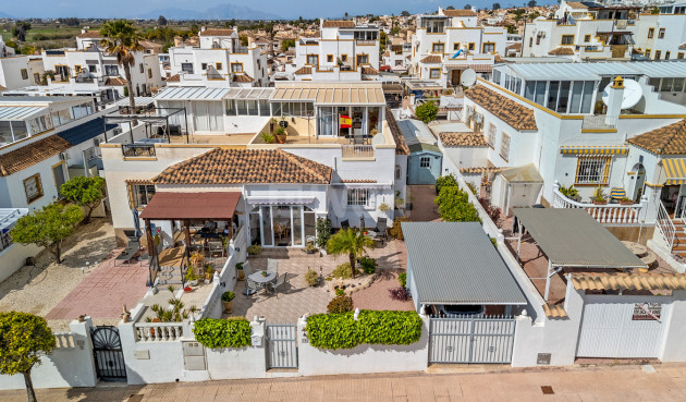 Resale - Villa - La Marina - Costa Blanca