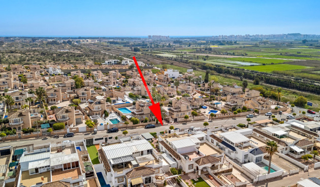 Resale - Villa - La Marina - Costa Blanca