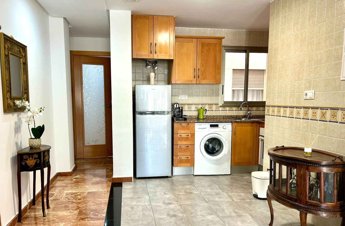 Resale - Apartment / flat - Torrevieja - Centro