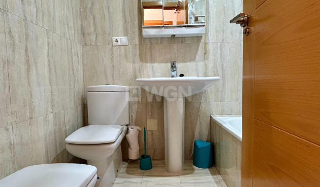 Resale - Apartment / flat - Torrevieja - Centro