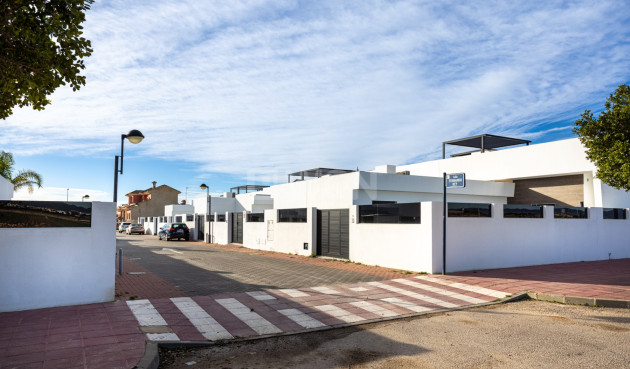 Reventa - Villa - Torre Pacheco - Inland