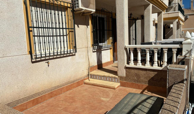 Resale - Apartment / flat - Algorfa - Costa Blanca