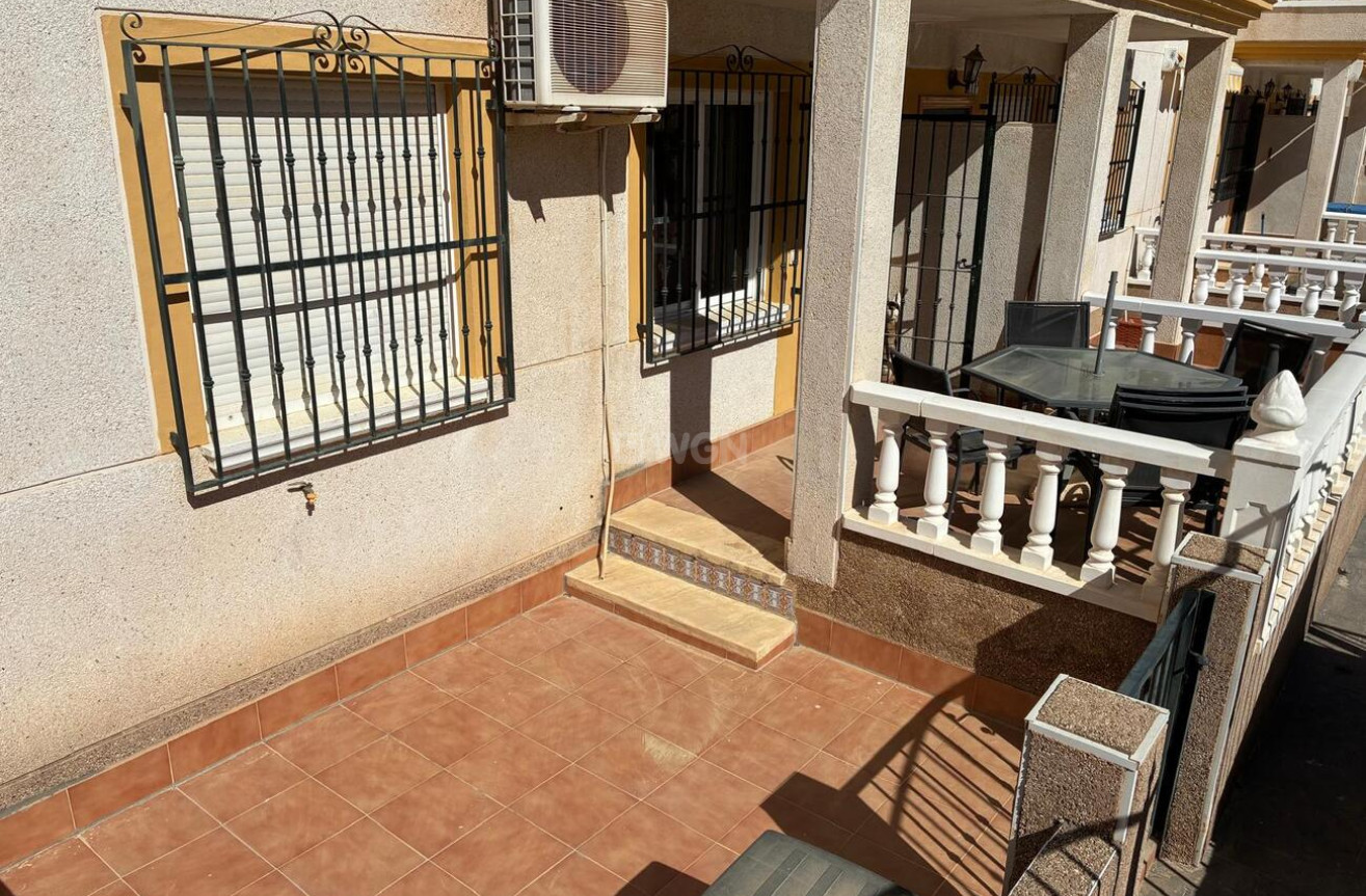 Resale - Apartment / flat - Algorfa - Costa Blanca