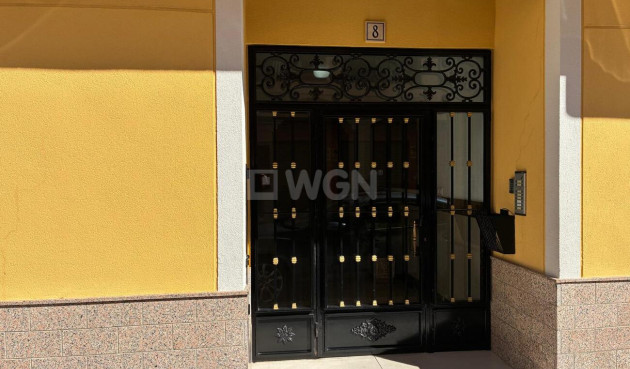 Resale - Apartment / flat - Almoradí - Costa Blanca