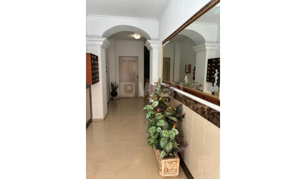 Resale - Apartment / flat - Almoradí - Costa Blanca
