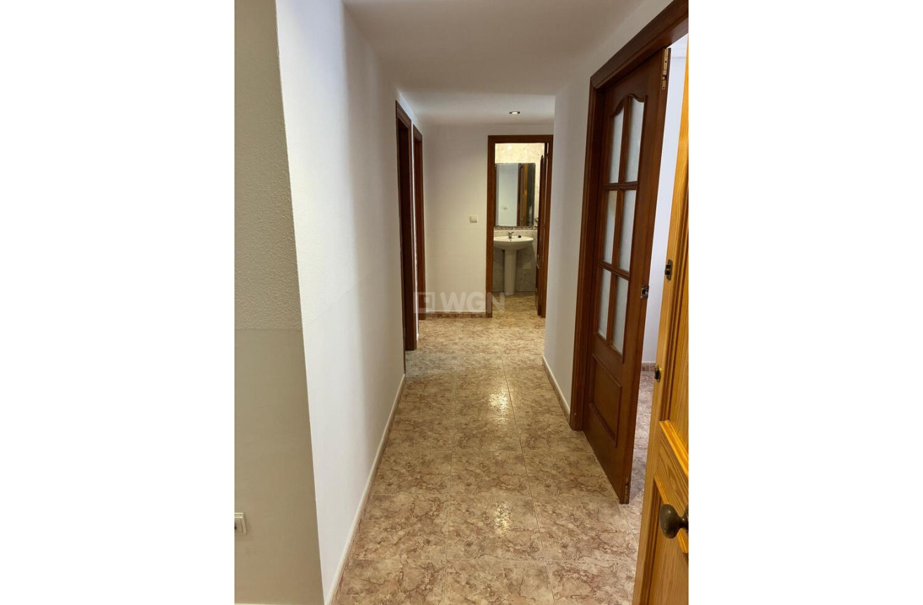Resale - Apartment / flat - Almoradí - Costa Blanca