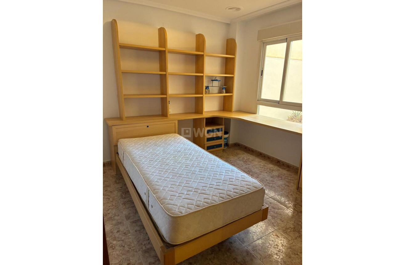 Resale - Apartment / flat - Almoradí - Costa Blanca