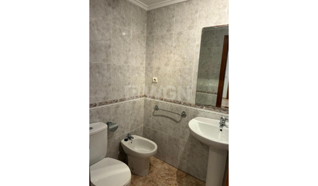 Resale - Apartment / flat - Almoradí - Costa Blanca