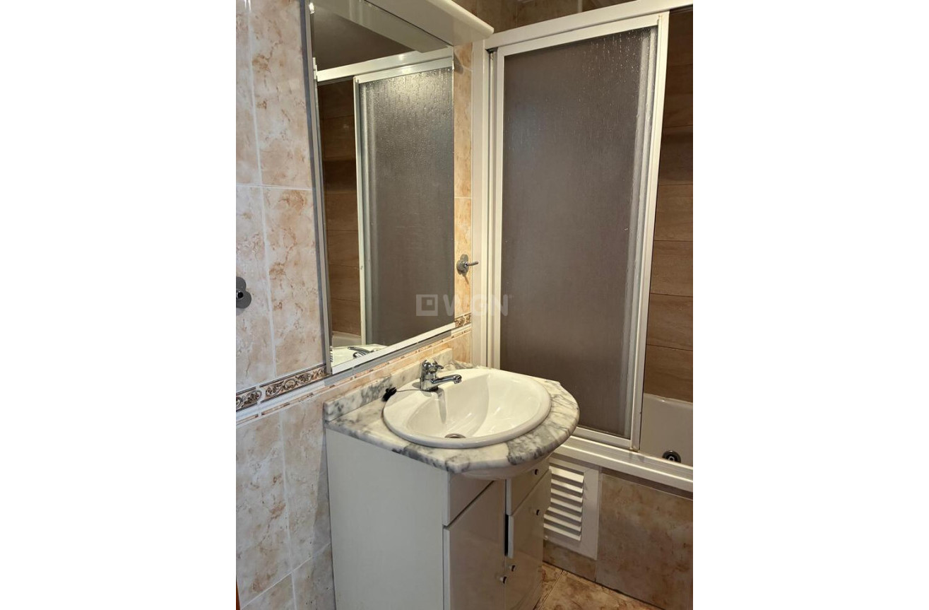 Resale - Apartment / flat - Almoradí - Costa Blanca