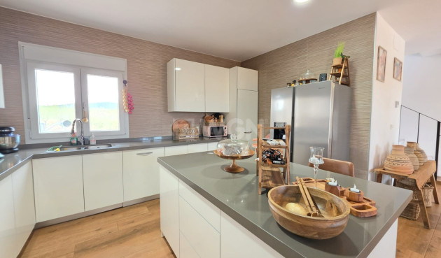 Resale - Villa - Pinoso - Inland