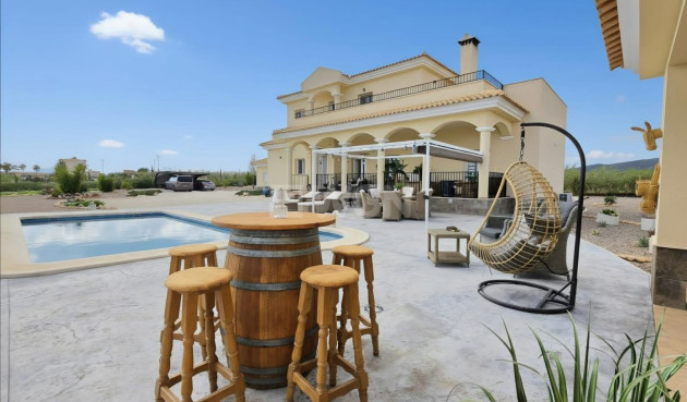 Resale - Villa - Pinoso - Inland