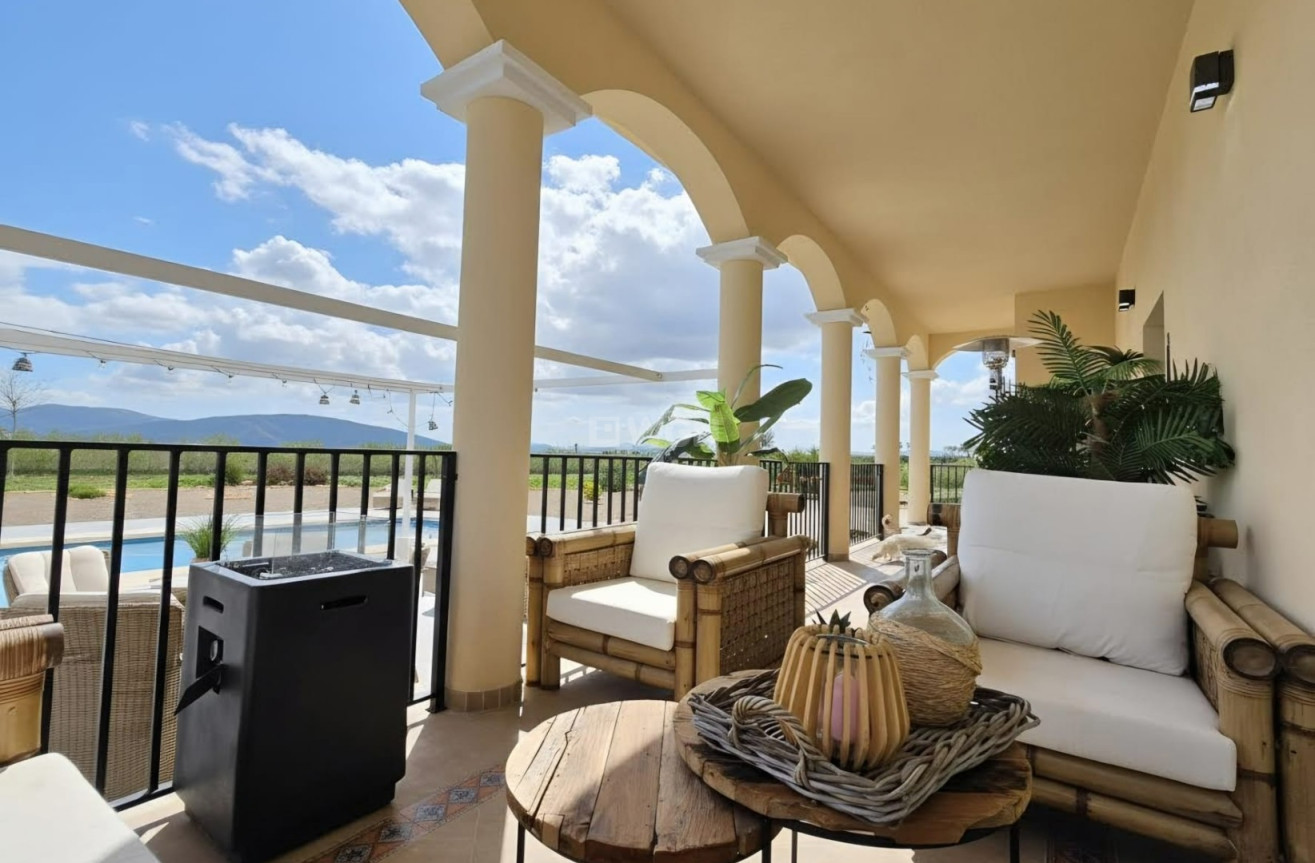 Resale - Villa - Pinoso - Inland