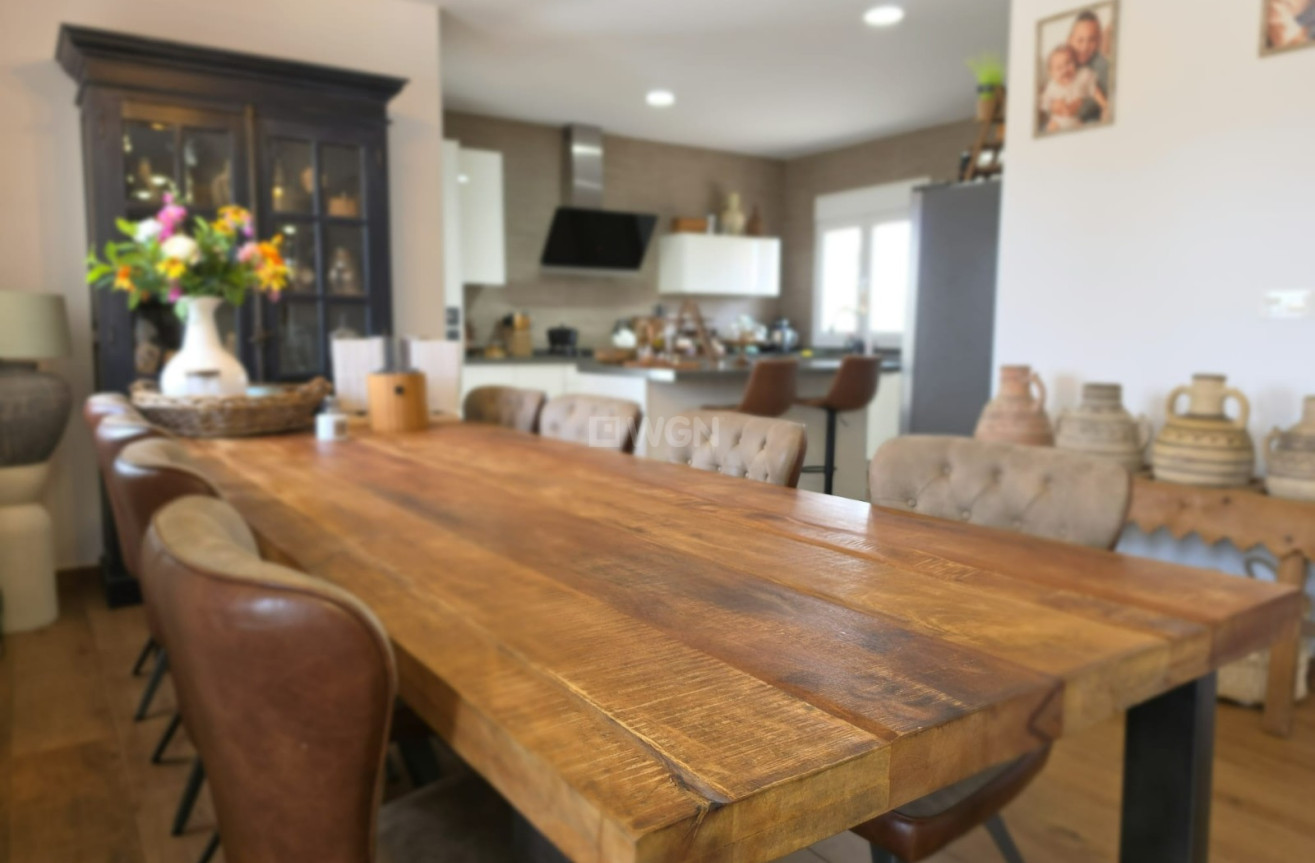 Resale - Villa - Pinoso - Inland