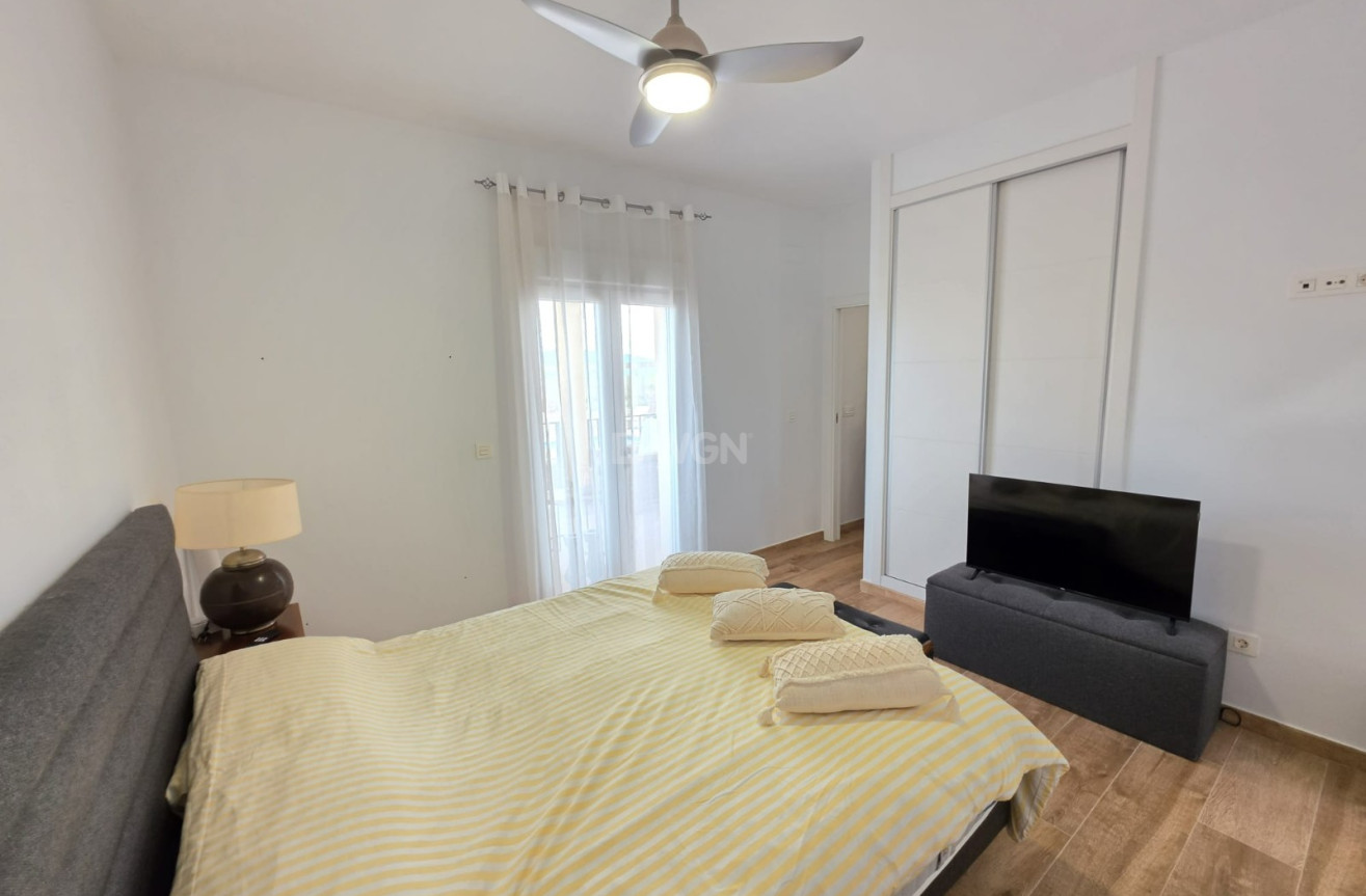 Resale - Villa - Pinoso - Inland