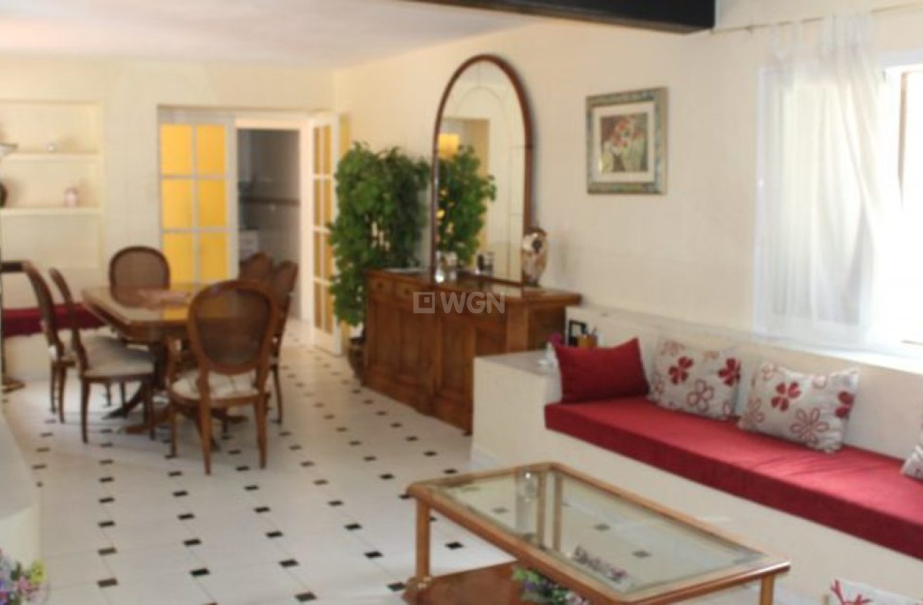 Resale - Villa - Cabo Roig - Costa Blanca