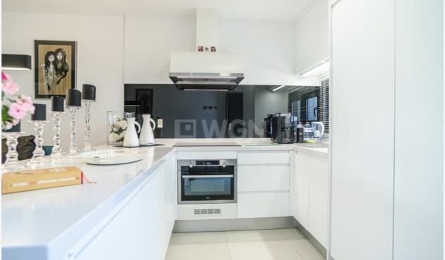 Resale - Apartment / flat - Pilar de la Horadada - Costa Blanca