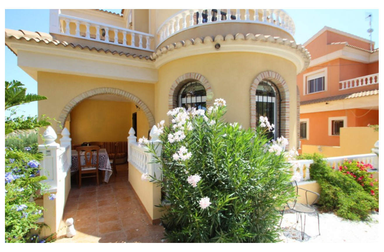 Odsprzedaż - Villa - Villamartin - Costa Blanca