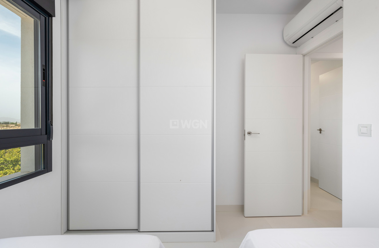 Odsprzedaż - Mieszkanie w bloku - San Miguel de Salinas - Inland