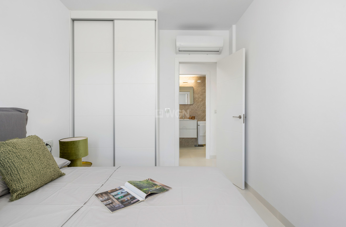 Odsprzedaż - Mieszkanie w bloku - San Miguel de Salinas - Inland