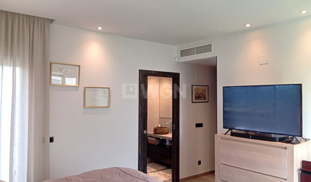 Resale - Villa - La Finca Golf Resort - Inland