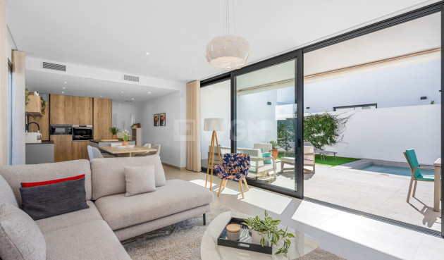 Odsprzedaż - Villa - Mar de Cristal - Costa Calida