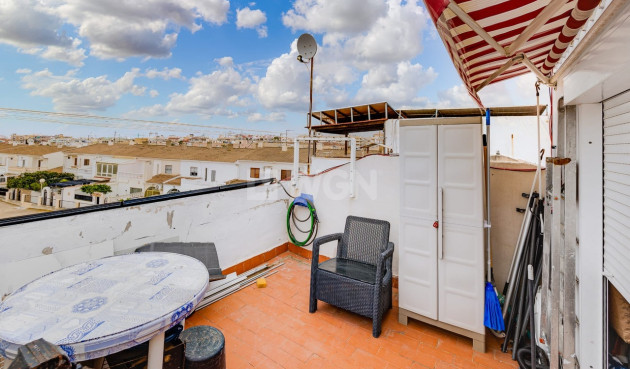 Odsprzedaż - Kamienica - Torrevieja - Costa Blanca