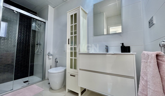 Resale - Villa - Villamartin - Costa Blanca