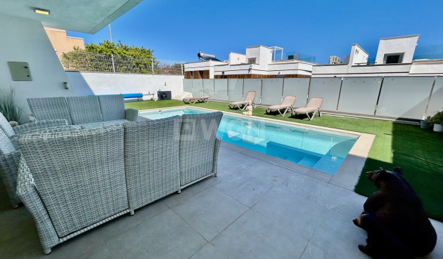 Resale - Villa - Villamartin - Costa Blanca