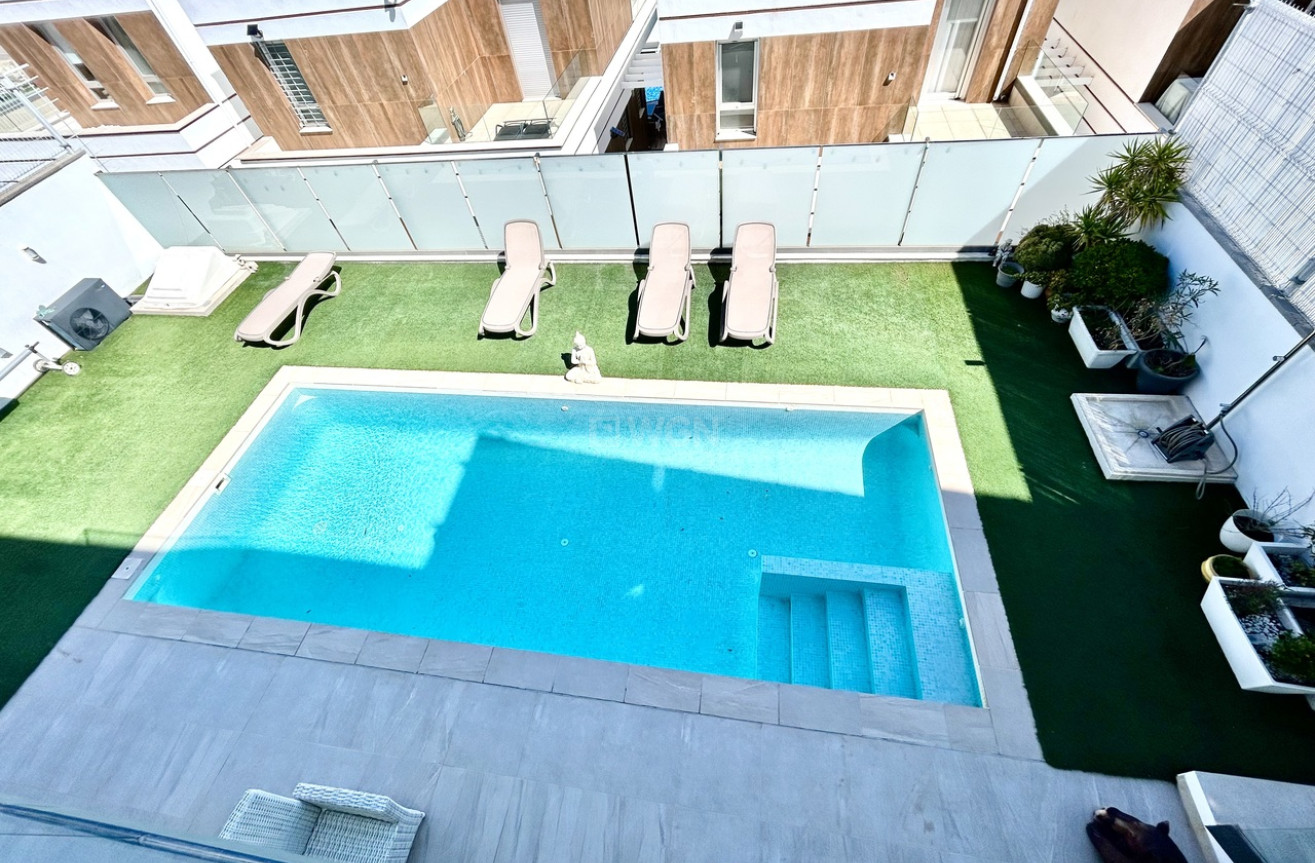 Resale - Villa - Villamartin - Costa Blanca