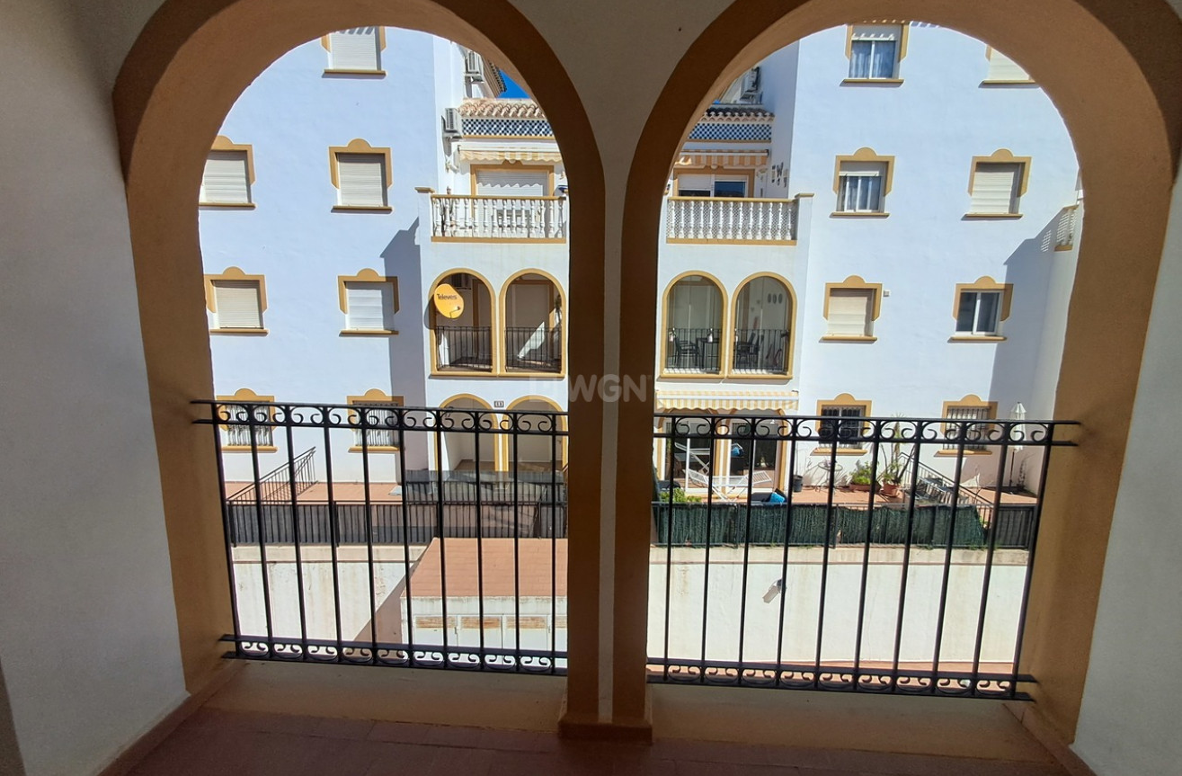 Resale - Apartment / flat - La Zenia - Costa Blanca