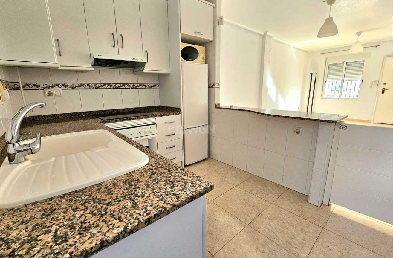 Wiederverkauf - Stadthaus - Sucina