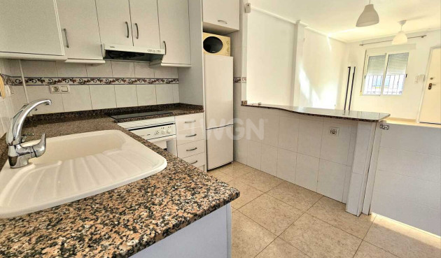 Wiederverkauf - Stadthaus - Sucina