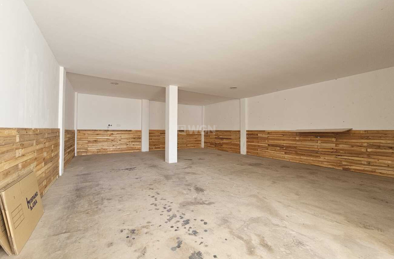 Wiederverkauf - Stadthaus - Sucina