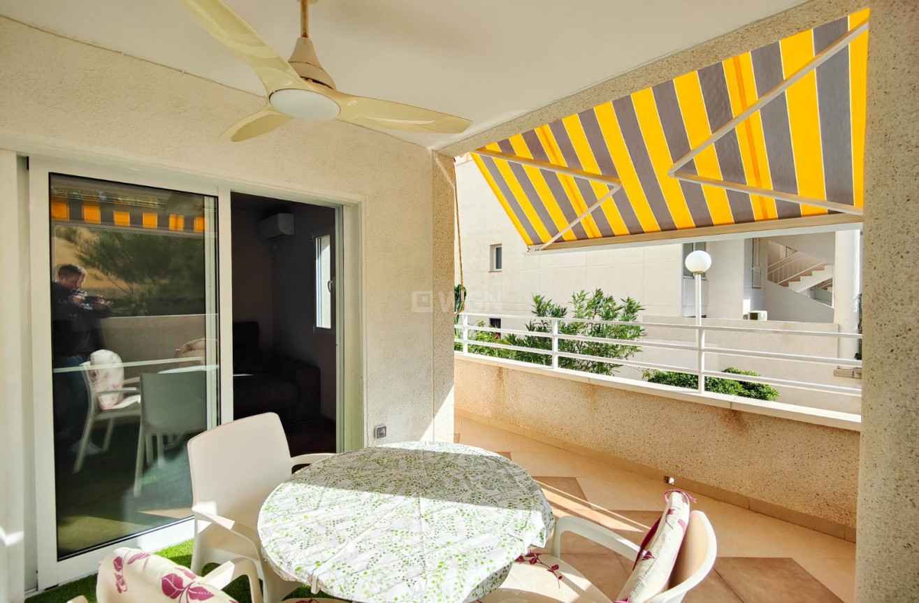 Resale - Apartment / flat - Torrevieja - Costa Blanca