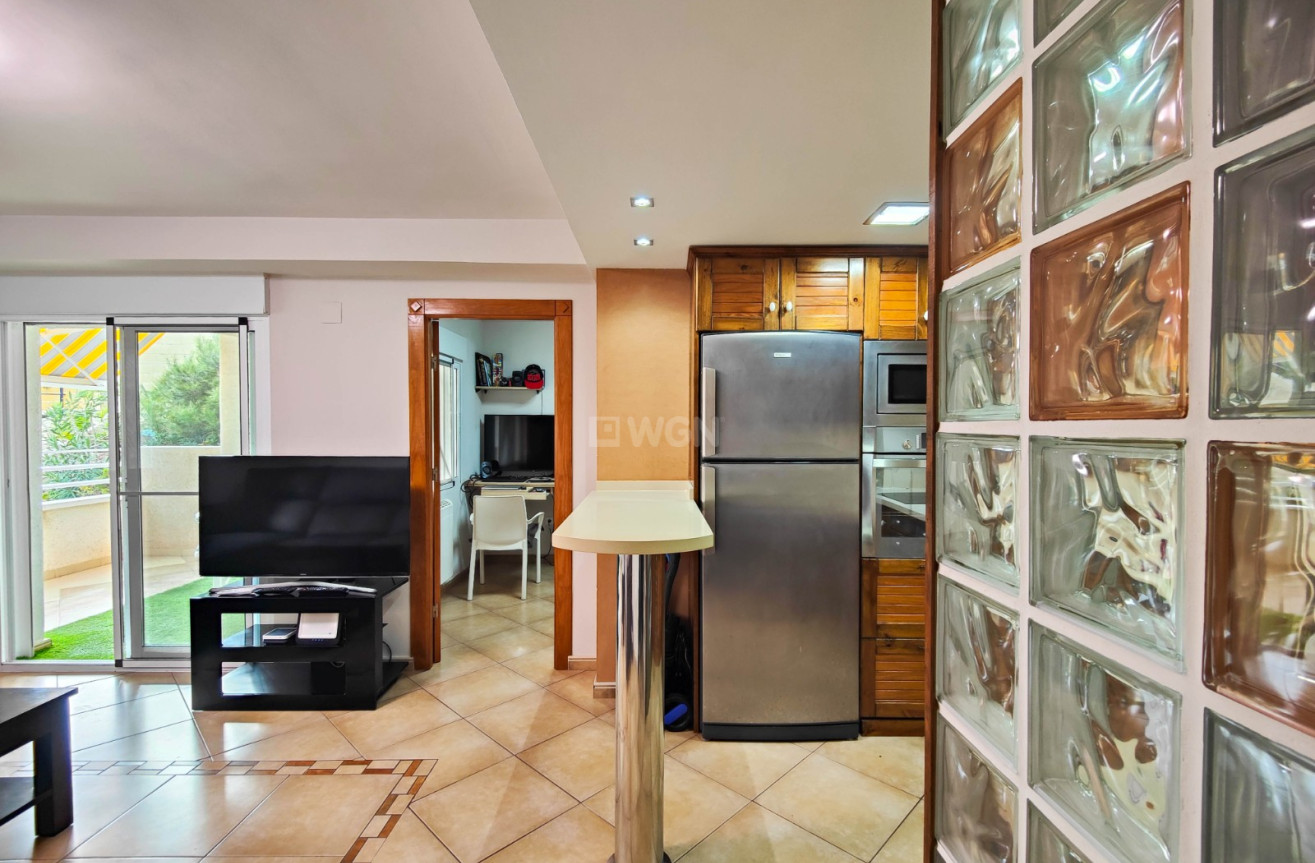 Resale - Apartment / flat - Torrevieja - Costa Blanca